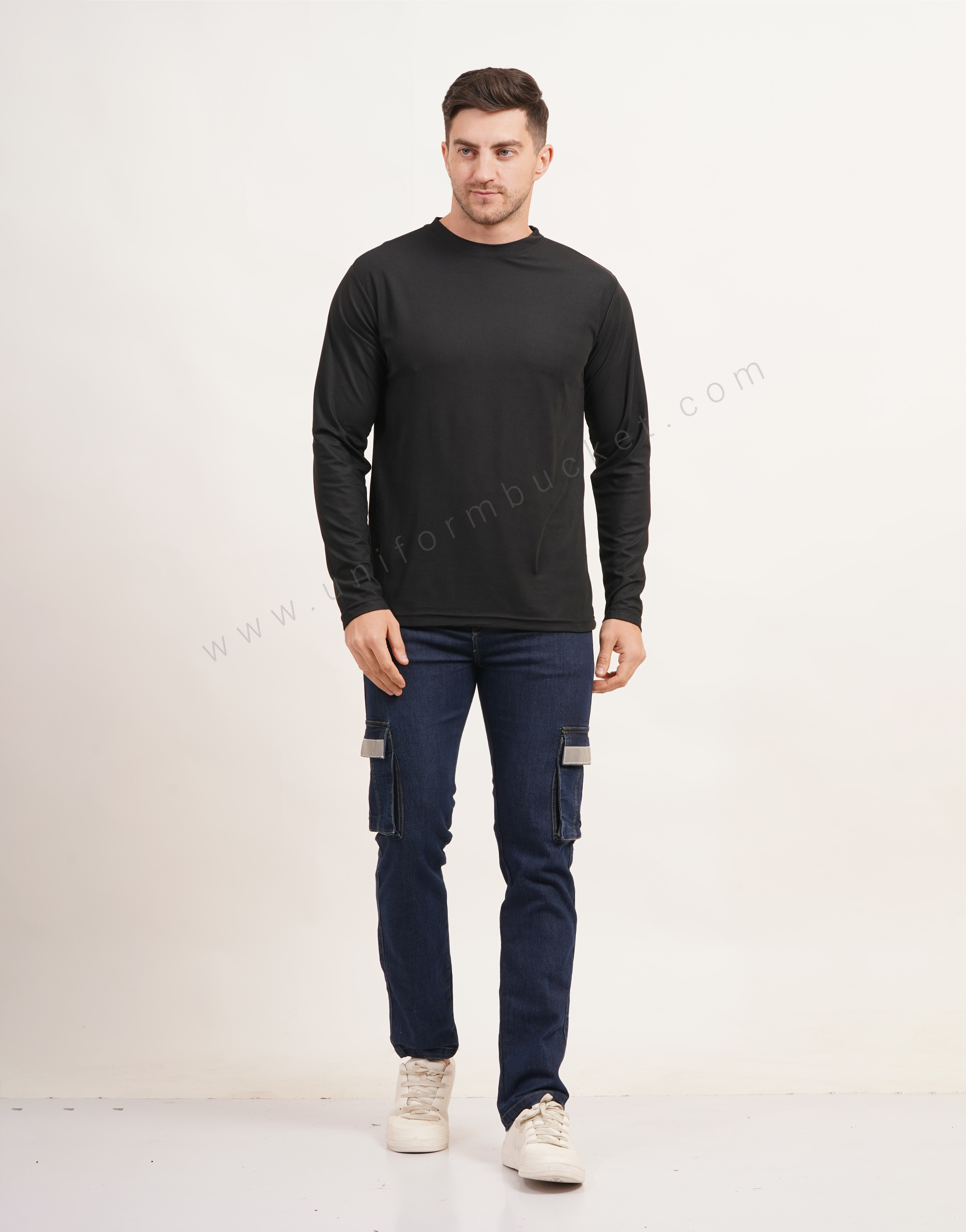 Black Round Neck Plain  T-shirt with Full Sleeve thumbnail 5