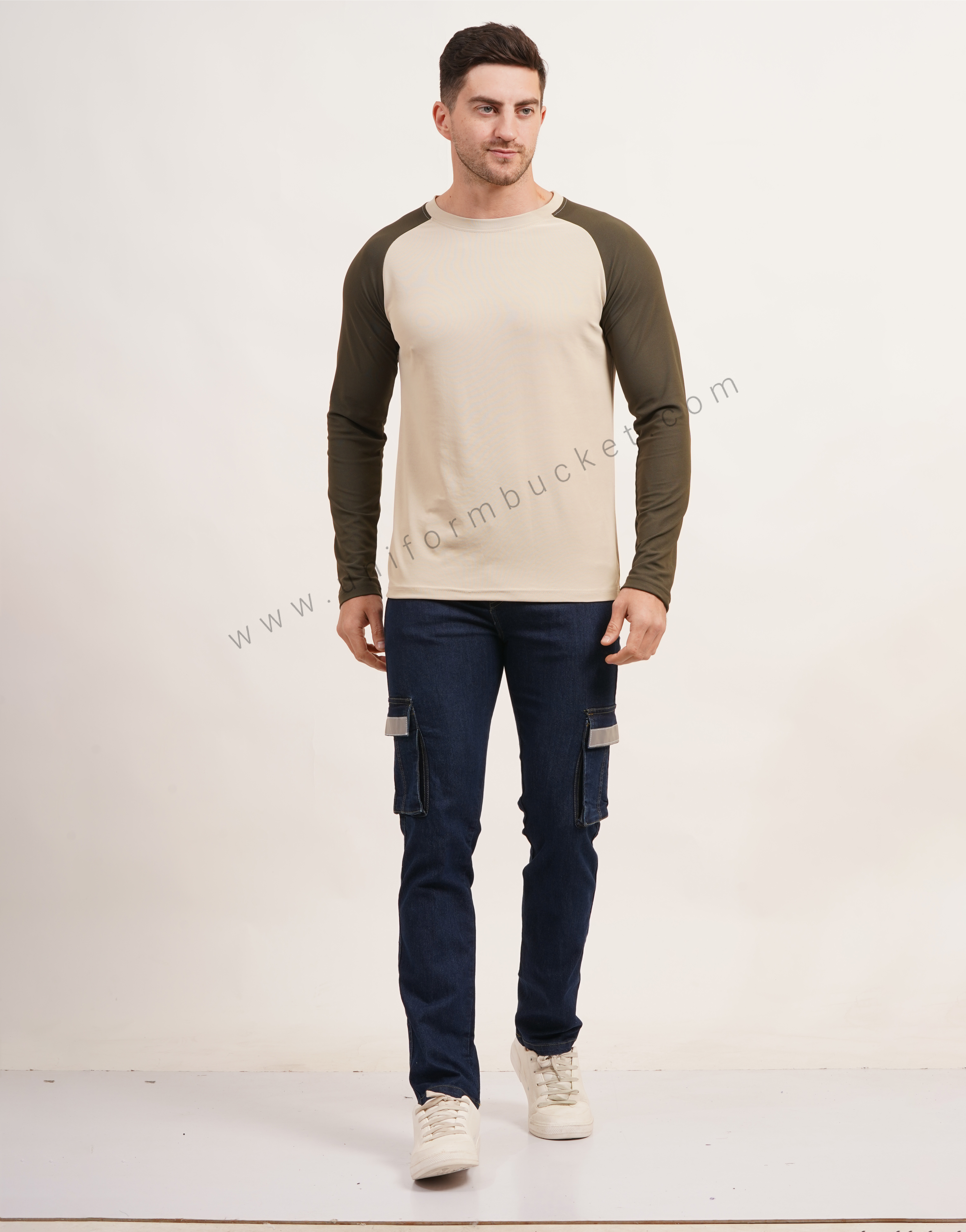round neck t-shirt with raglan sleeve thumbnail 6